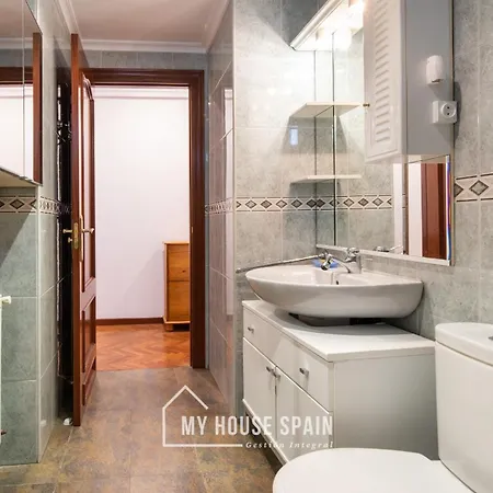 Myhousespain - Amplio En El Centro De アパート *