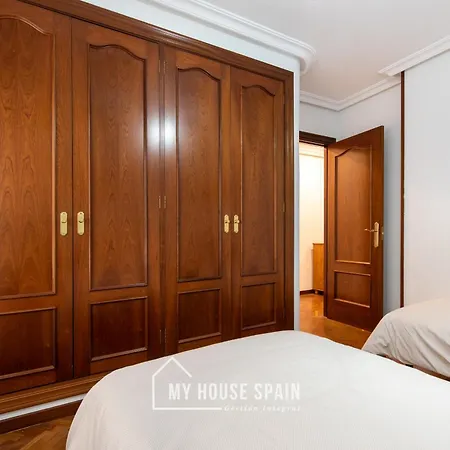 Myhousespain - Amplio En El Centro De * Oviedo