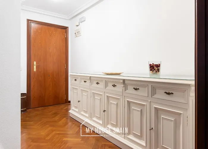 Myhousespain - Amplio En El Centro De *