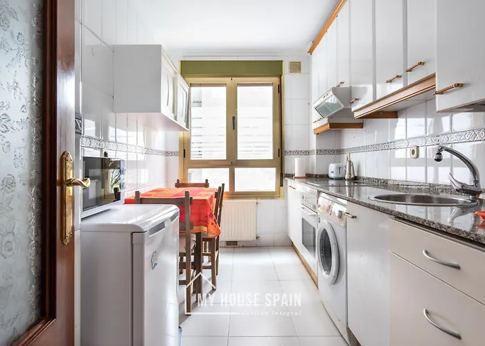 Myhousespain - Amplio En El Centro De Apartment Oviédo